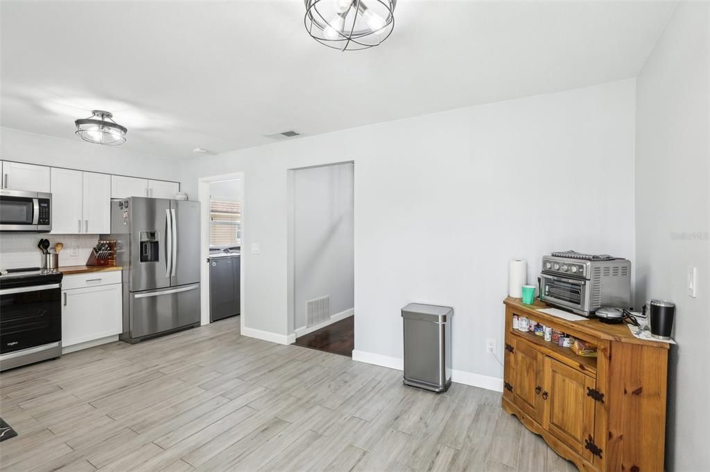 For Sale: $459,000 (3 beds, 2 baths, 1515 Square Feet)