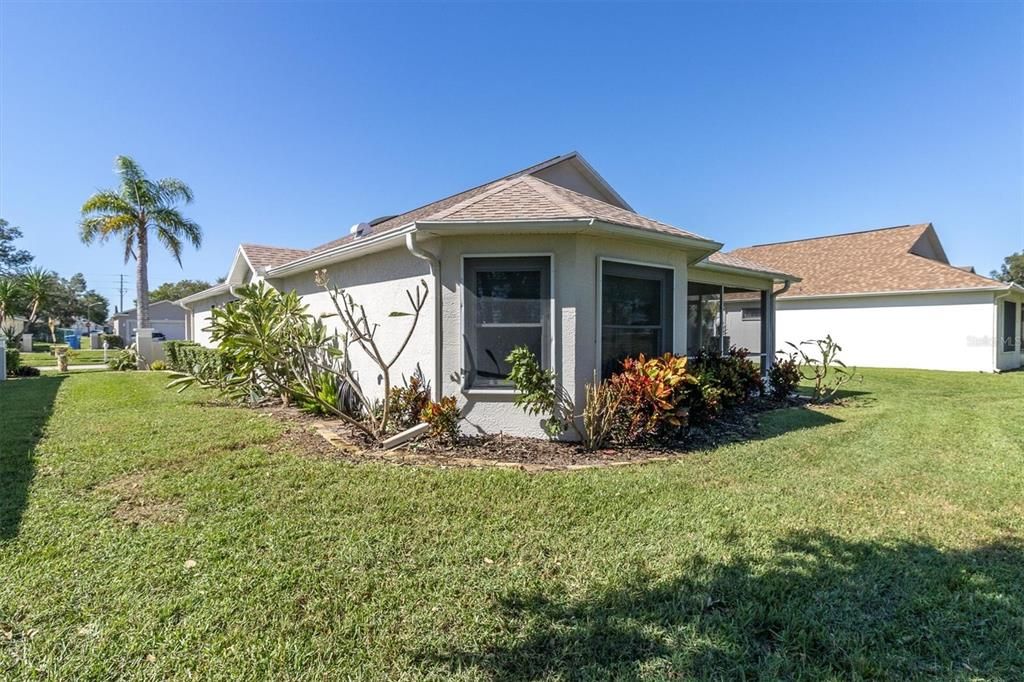 For Sale: $339,900 (3 beds, 2 baths, 1616 Square Feet)