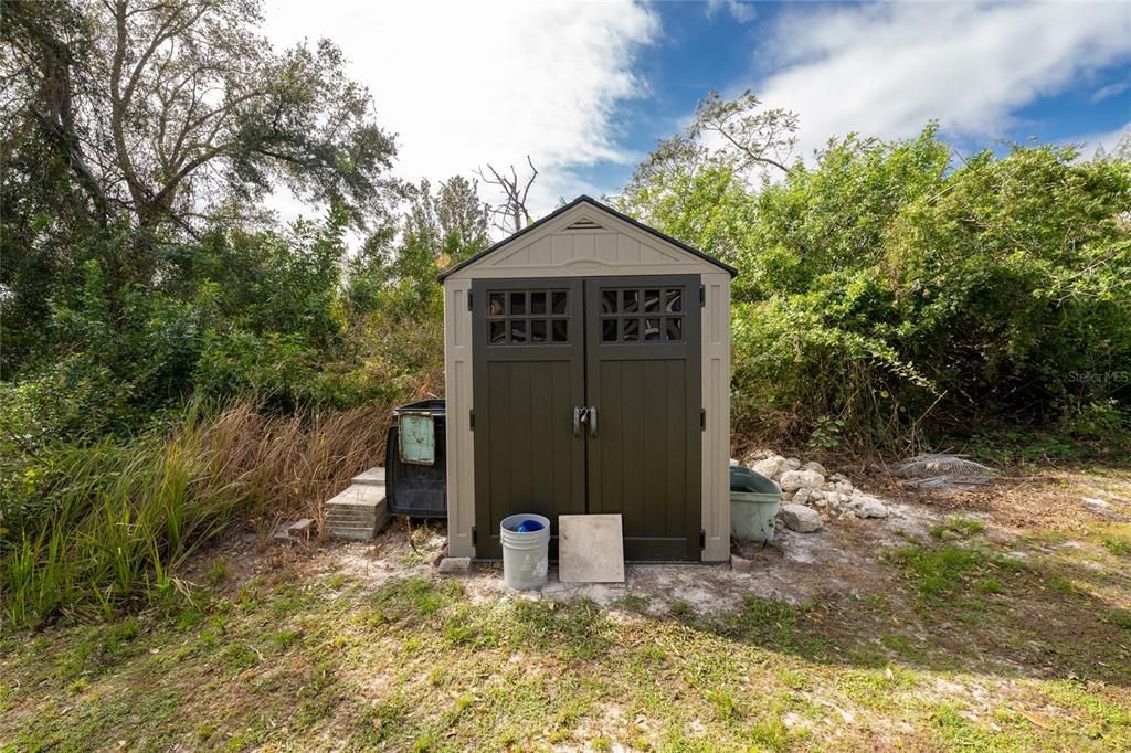 For Sale: $500,000 (4 beds, 2 baths, 2184 Square Feet)