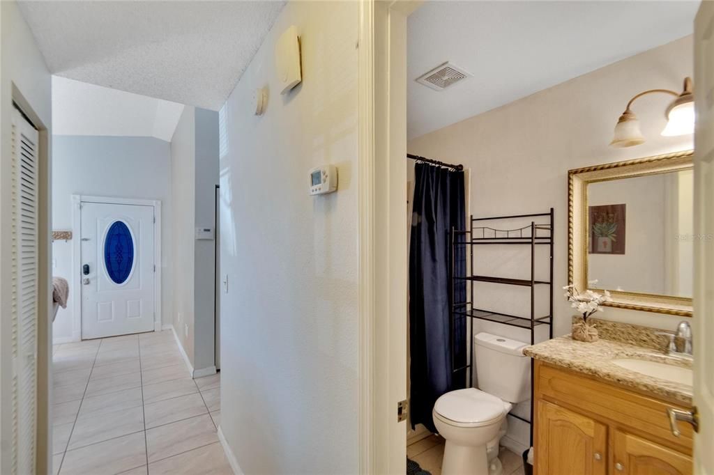 For Sale: $285,000 (2 beds, 1 baths, 1223 Square Feet)