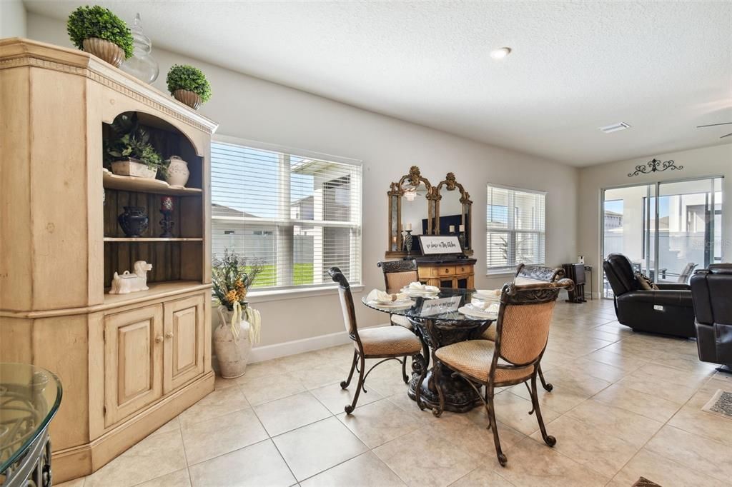 Dining room adjacent to kitchen