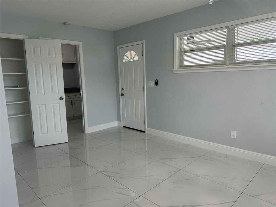 For Sale: $384,500 (3 beds, 2 baths, 1246 Square Feet)