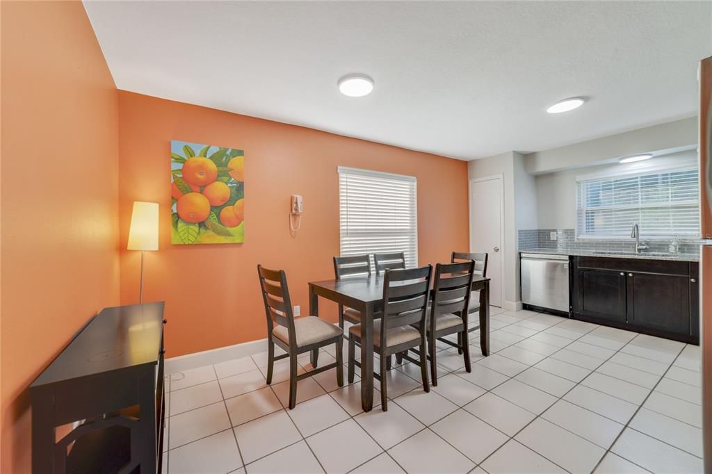 For Sale: $379,000 (4 beds, 2 baths, 1707 Square Feet)