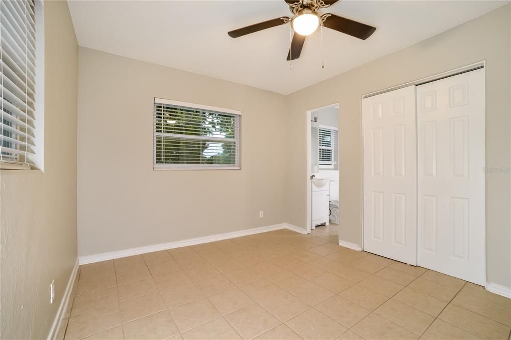 For Rent: $1,883 (3 beds, 2 baths, 1265 Square Feet)