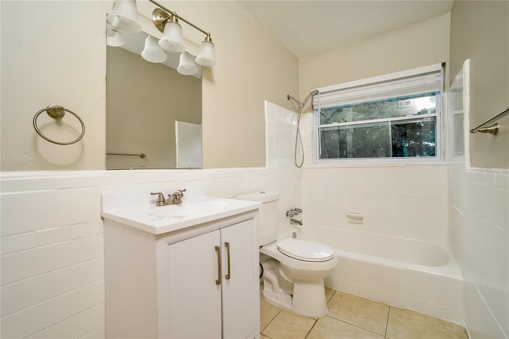 For Rent: $1,883 (3 beds, 2 baths, 1265 Square Feet)