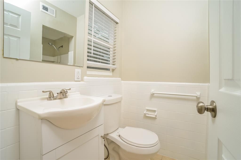 For Rent: $1,883 (3 beds, 2 baths, 1265 Square Feet)