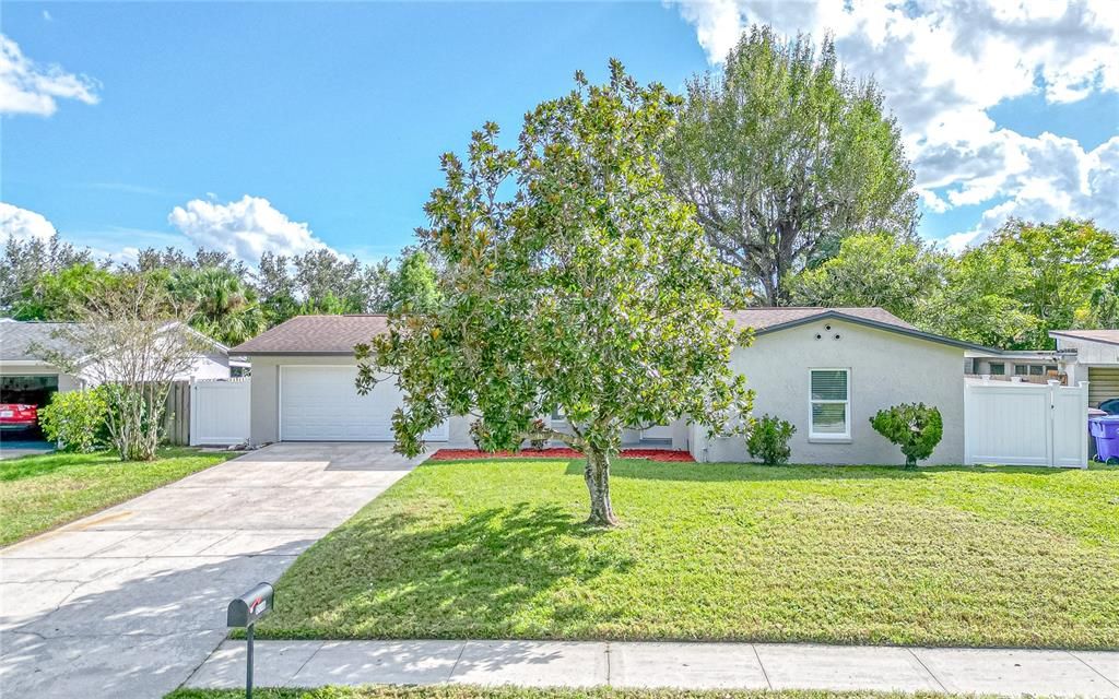 For Sale: $375,000 (3 beds, 2 baths, 1614 Square Feet)