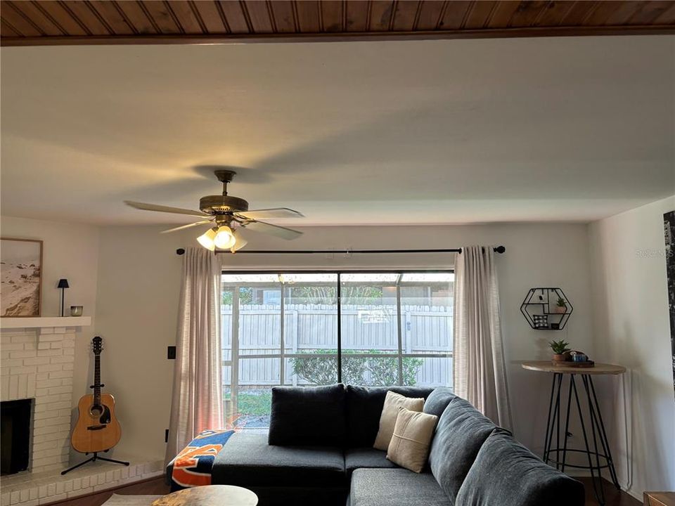 For Sale: $384,400 (2 beds, 2 baths, 1536 Square Feet)