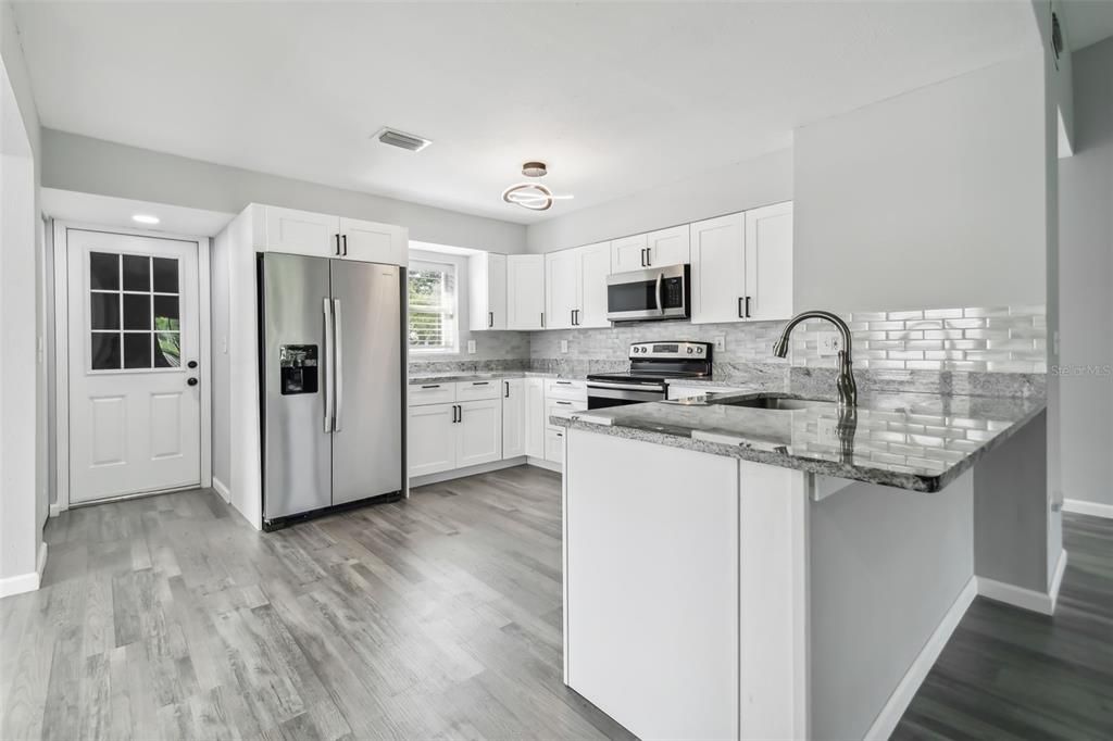 For Sale: $459,000 (3 beds, 2 baths, 1328 Square Feet)