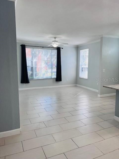 For Sale: $224,900 (1 beds, 1 baths, 904 Square Feet)