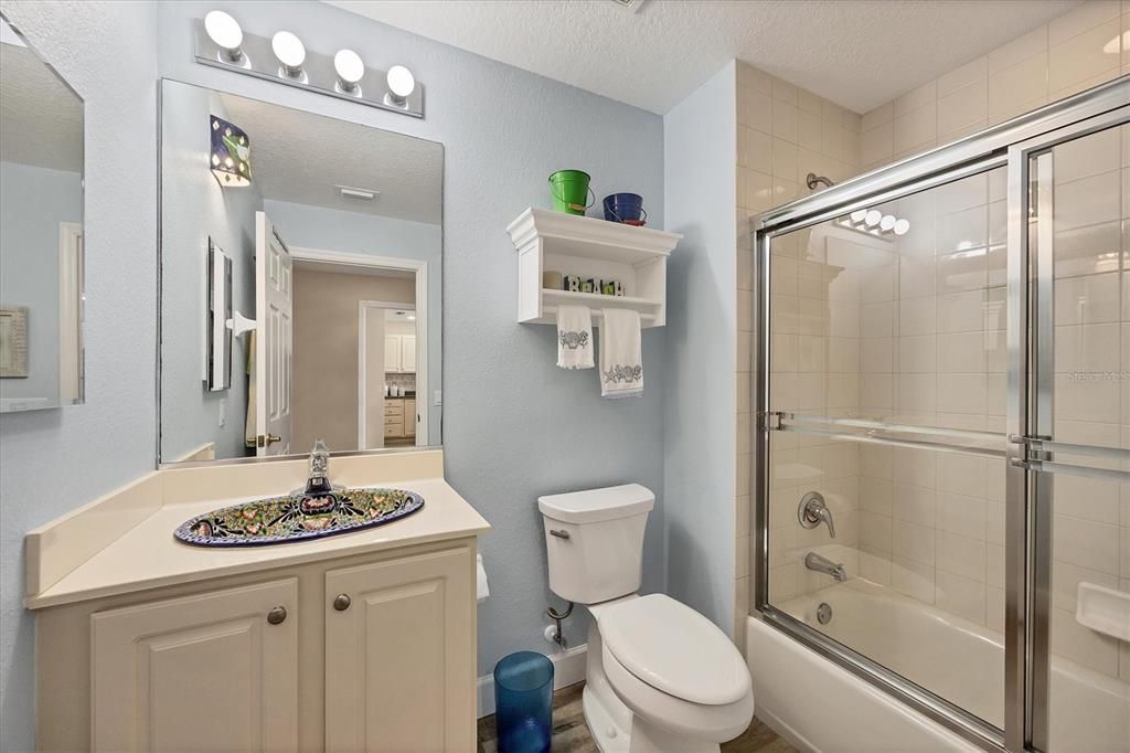 Full guest bathroom