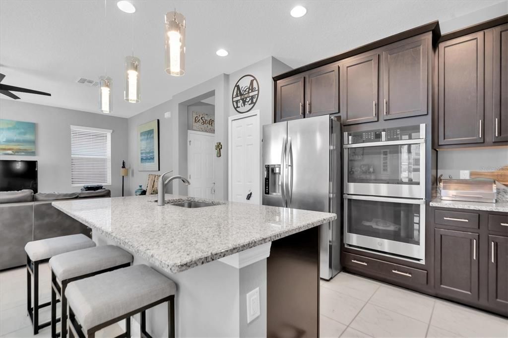 For Sale: $524,900 (3 beds, 2 baths, 2143 Square Feet)