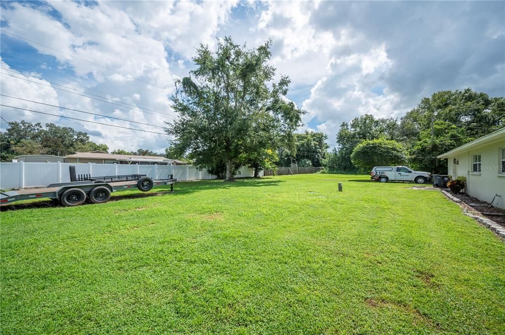 For Sale: $350,000 (3 beds, 2 baths, 1792 Square Feet)