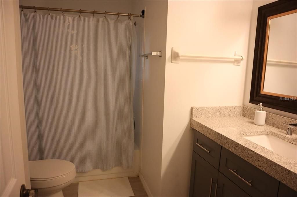 For Rent: $1,900 (2 beds, 2 baths, 1646 Square Feet)