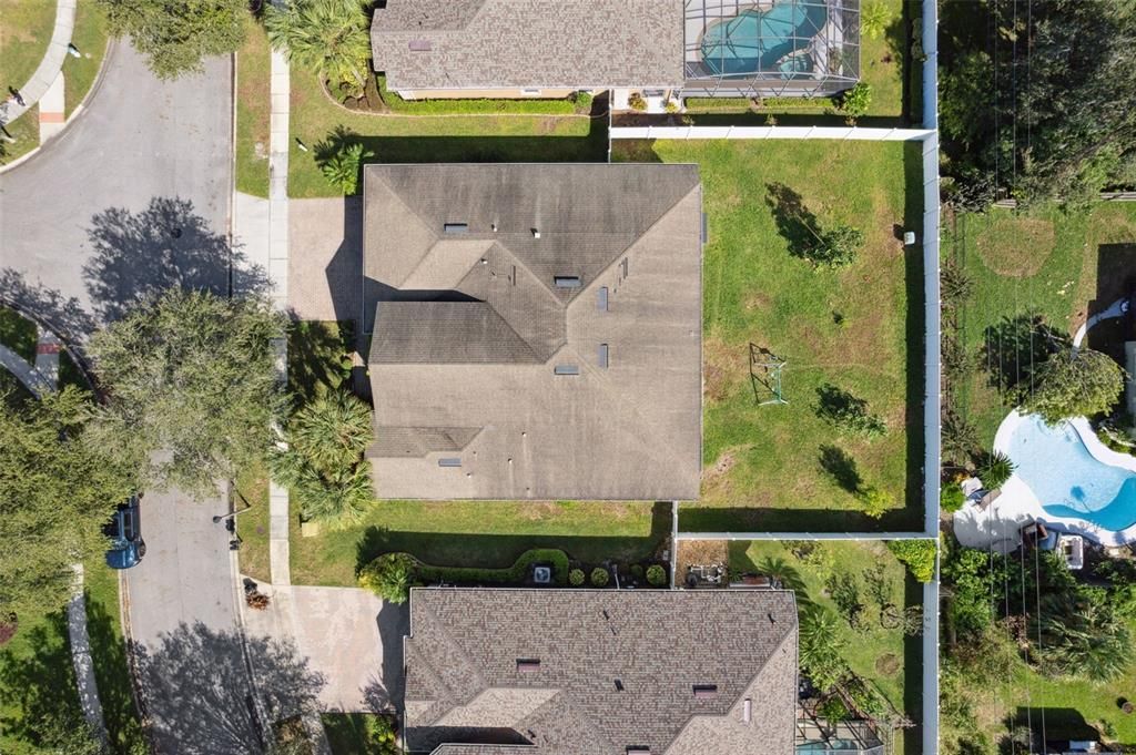 Roof and lot view