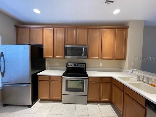 For Rent: $1,895 (2 beds, 2 baths, 1071 Square Feet)