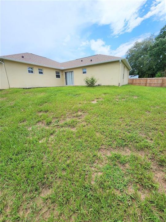 For Sale: $329,000 (4 beds, 2 baths, 2088 Square Feet)