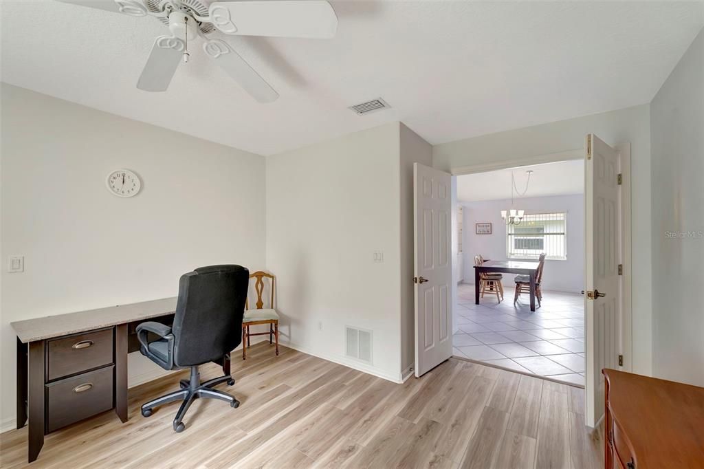 For Sale: $499,000 (3 beds, 2 baths, 1802 Square Feet)