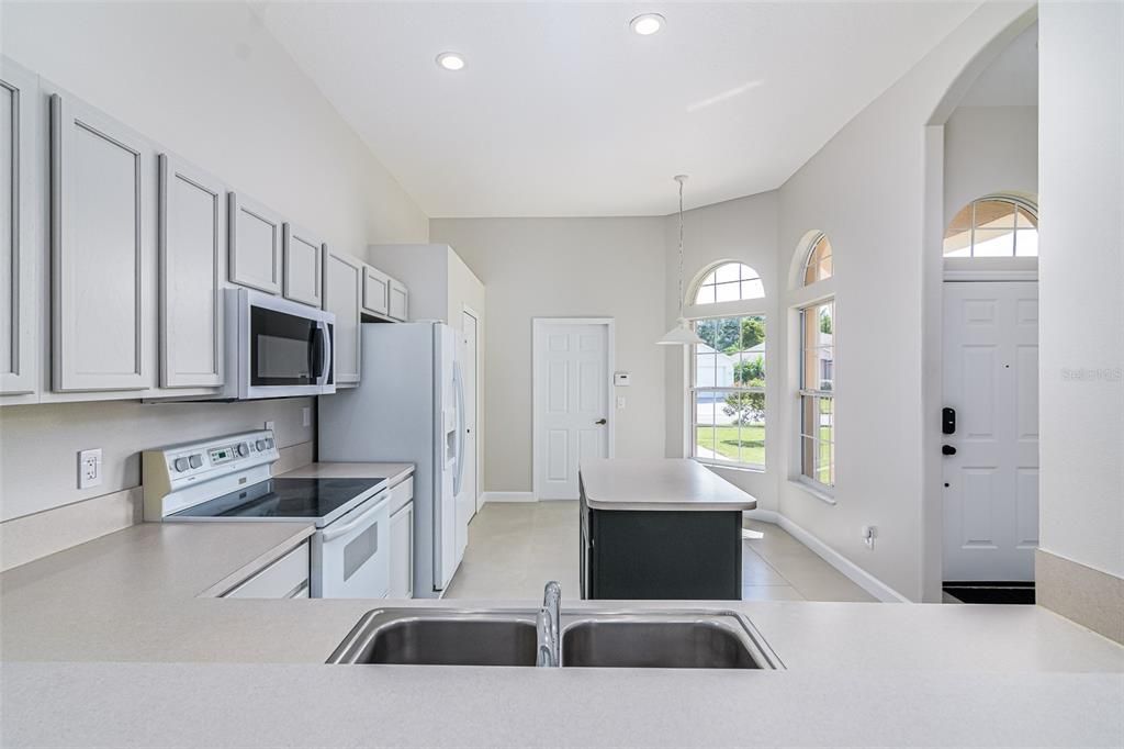 For Sale: $339,900 (3 beds, 2 baths, 1508 Square Feet)