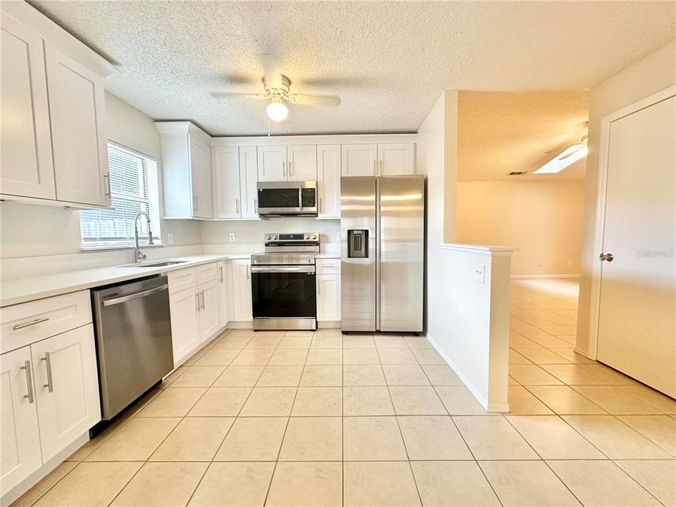 For Rent: $1,795 (3 beds, 2 baths, 1163 Square Feet)