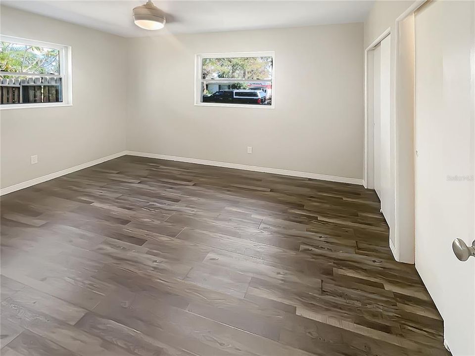 For Sale: $380,000 (2 beds, 2 baths, 1128 Square Feet)