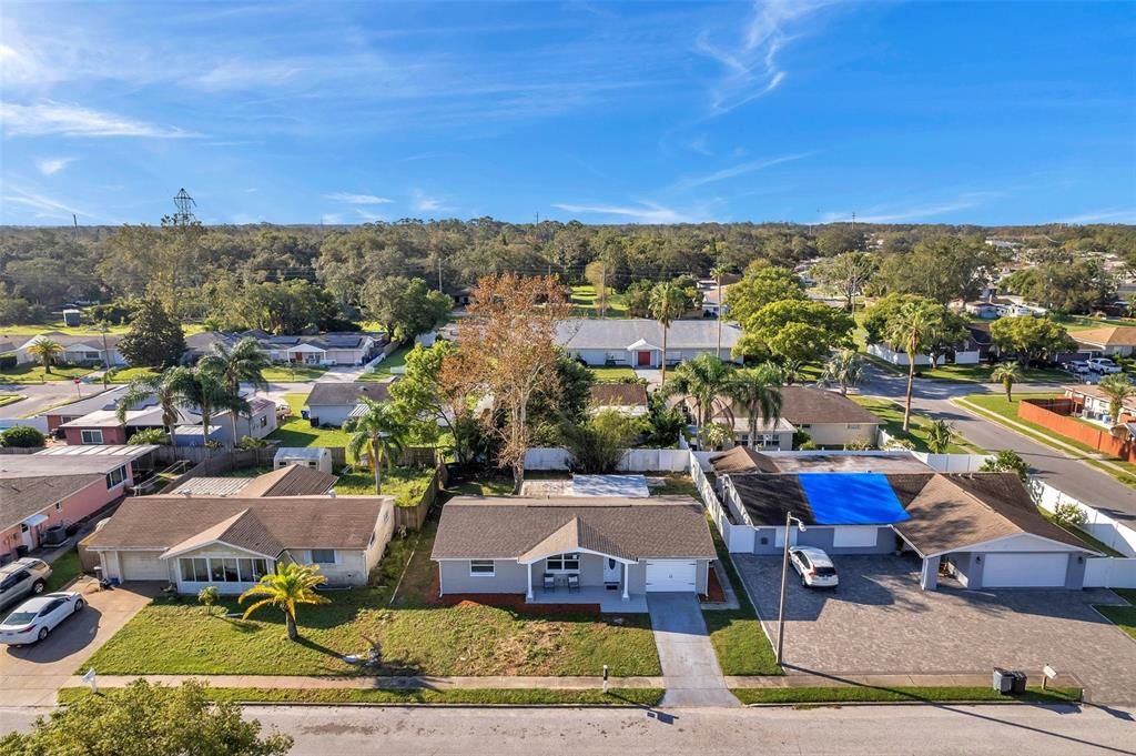 For Sale: $285,000 (3 beds, 2 baths, 1032 Square Feet)