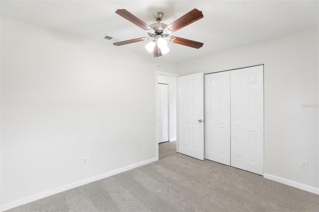 For Sale: $264,900 (2 beds, 2 baths, 1035 Square Feet)