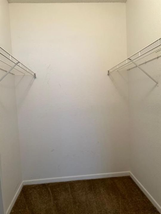 walking closet