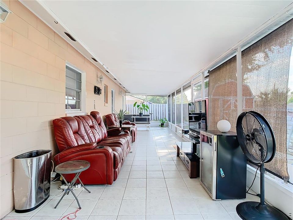 For Sale: $360,000 (3 beds, 2 baths, 1175 Square Feet)