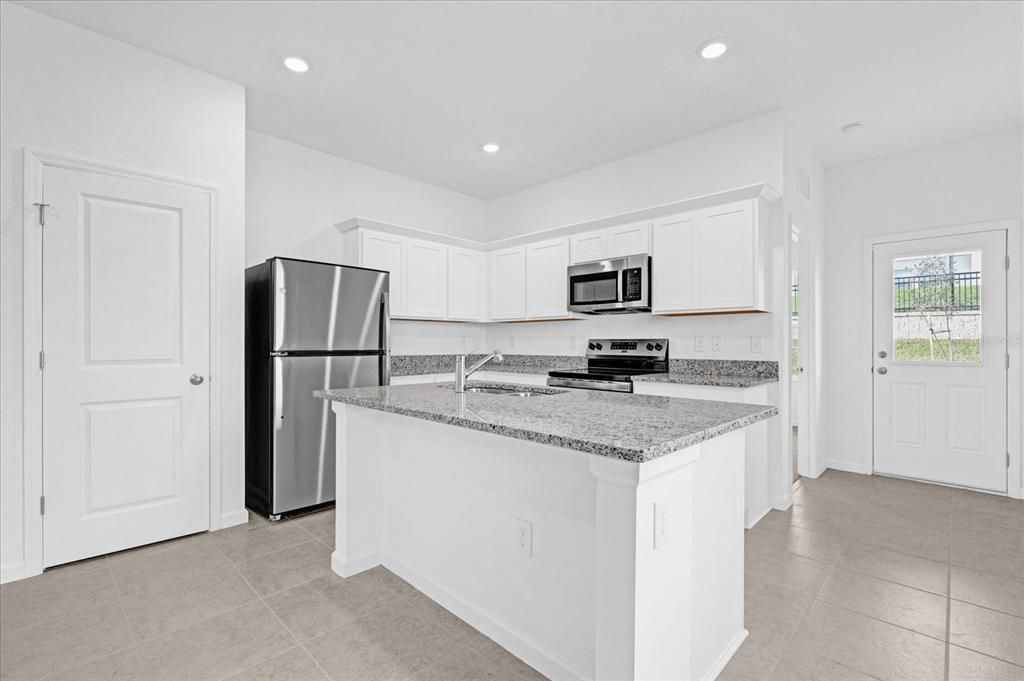 For Sale: $289,990 (3 beds, 2 baths, 1401 Square Feet)