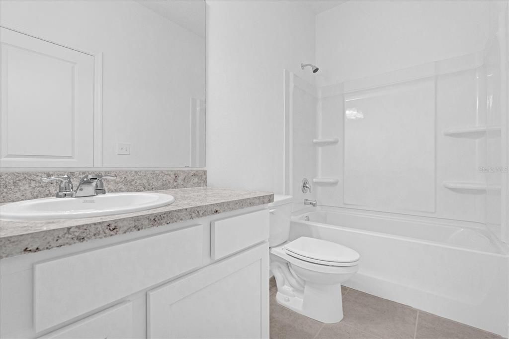 For Sale: $289,990 (3 beds, 2 baths, 1401 Square Feet)