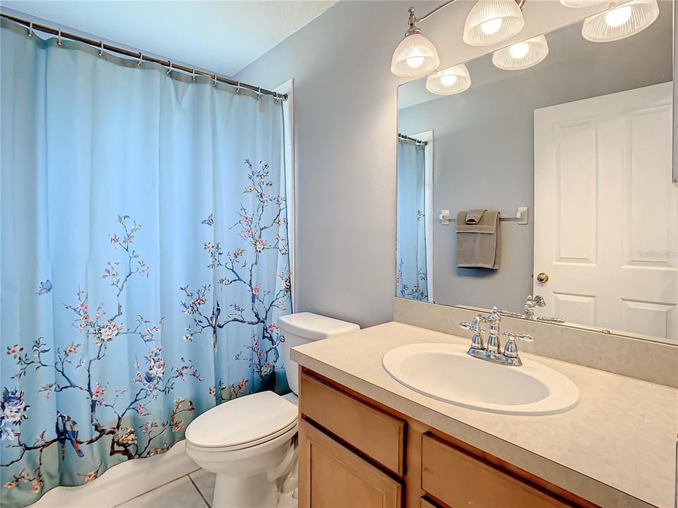 For Sale: $439,000 (3 beds, 2 baths, 2276 Square Feet)