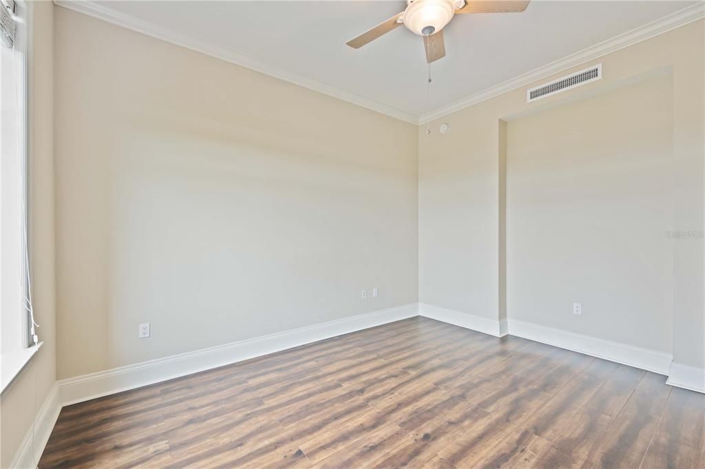 For Sale: $480,000 (2 beds, 2 baths, 1847 Square Feet)