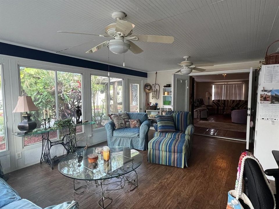 For Sale: $380,000 (3 beds, 2 baths, 1606 Square Feet)