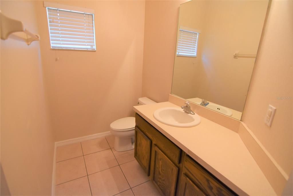 For Rent: $2,100 (3 beds, 2 baths, 1680 Square Feet)