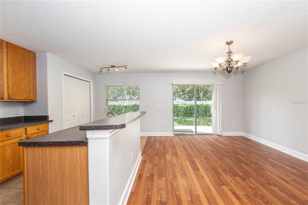 For Sale: $359,900 (3 beds, 2 baths, 1874 Square Feet)