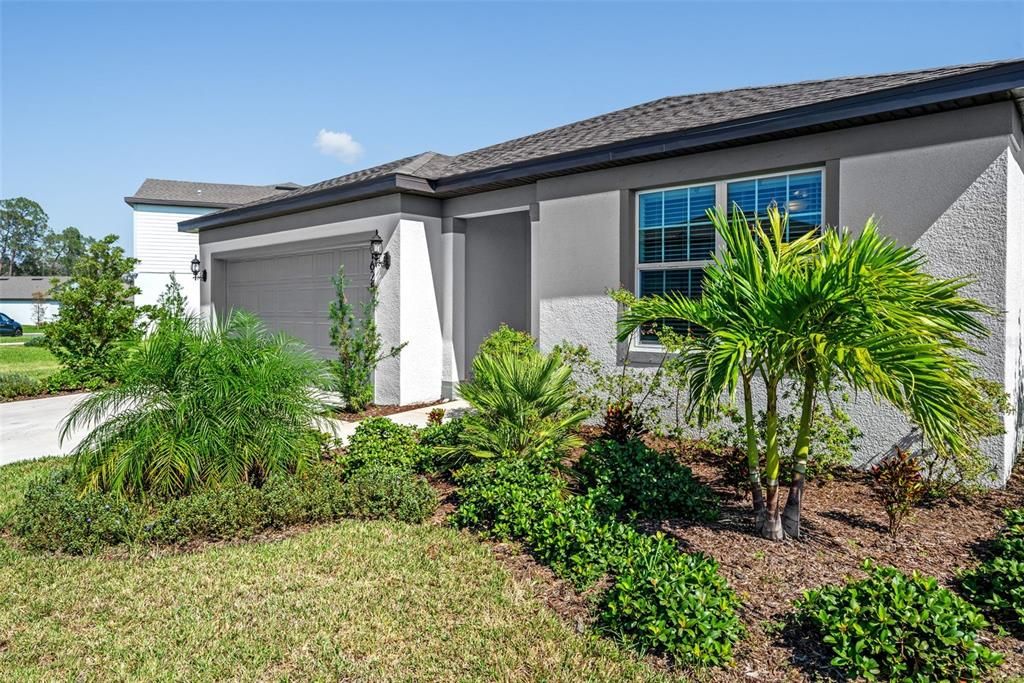 For Sale: $469,900 (3 beds, 2 baths, 2144 Square Feet)