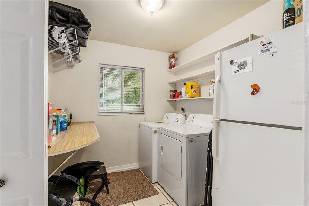 laundry room that could be turned into a kitchenette