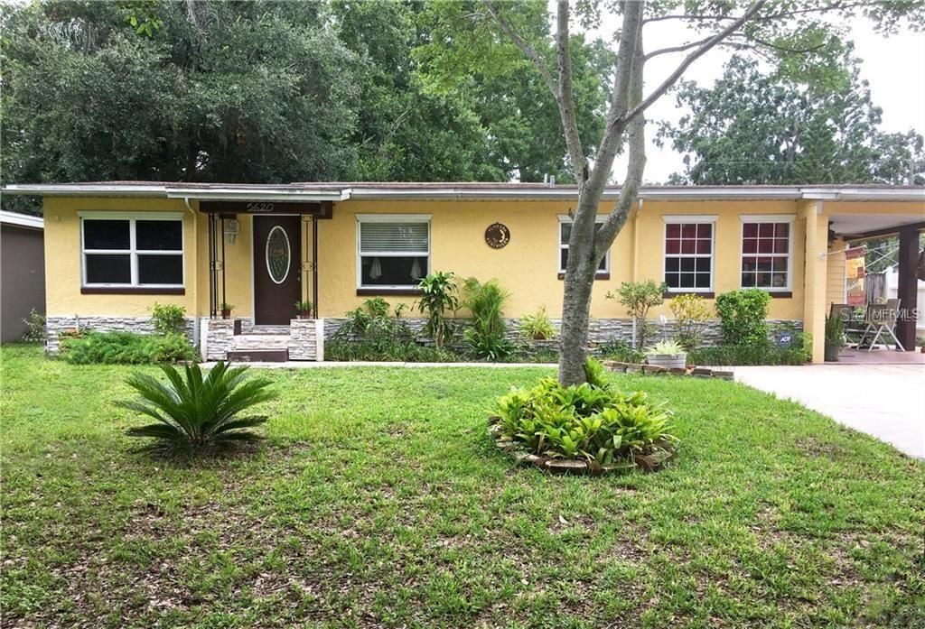 For Sale: $309,900 (3 beds, 1 baths, 1066 Square Feet)