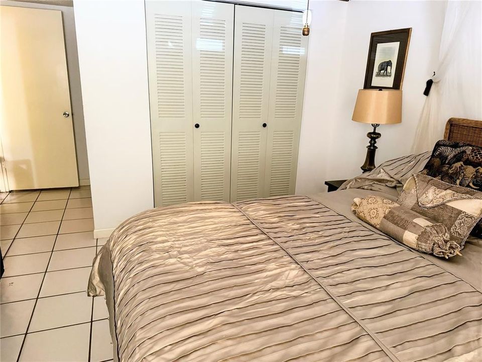 En Venta: $165,000 (2 camas, 2 baños, 897 Pies cuadrados)