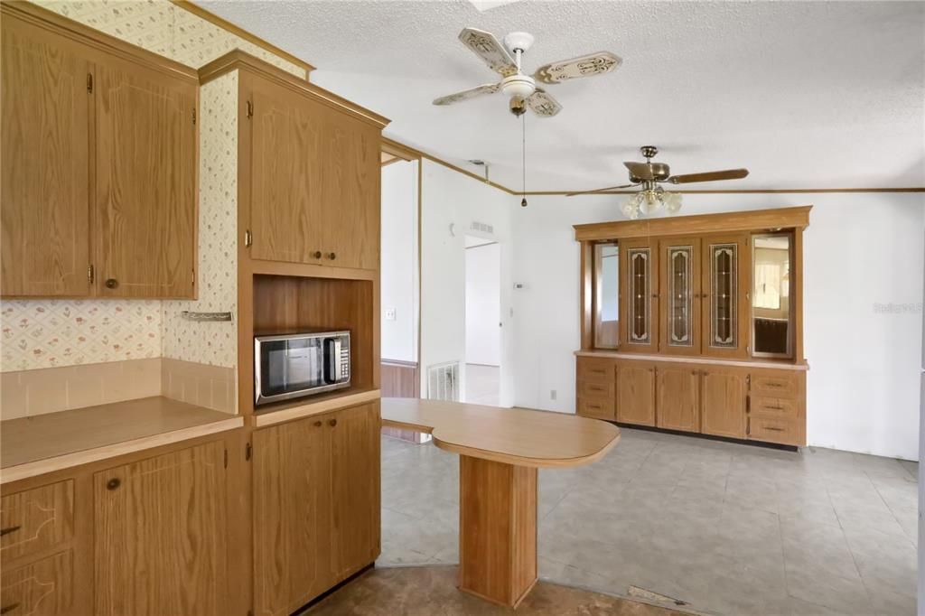 Kitchen / Dining Room