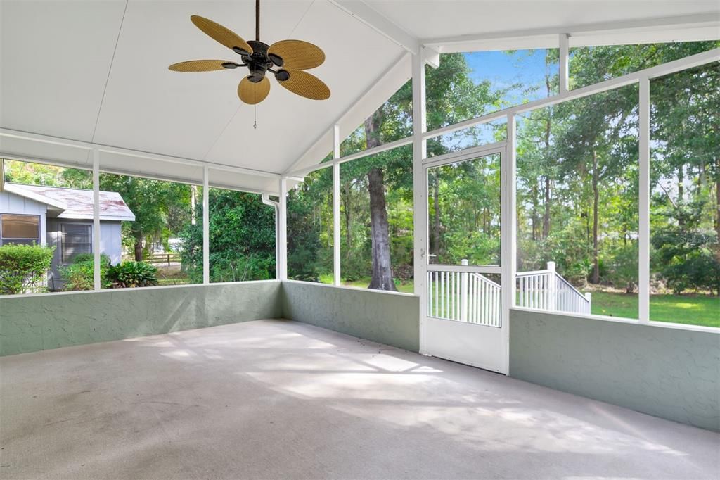 Rear Screened Patio