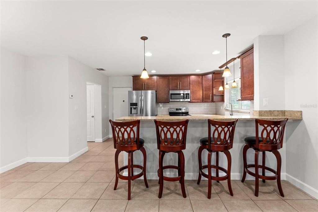 For Sale: $369,900 (3 beds, 2 baths, 1213 Square Feet)