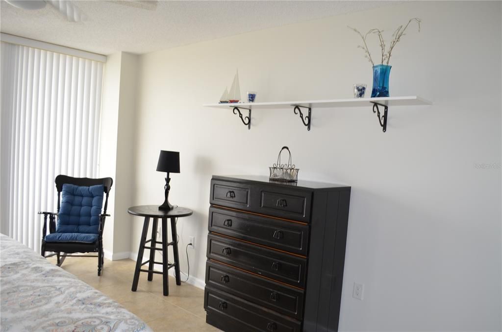 For Sale: $419,000 (2 beds, 2 baths, 1215 Square Feet)