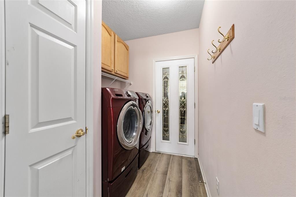 For Sale: $429,900 (3 beds, 2 baths, 2236 Square Feet)