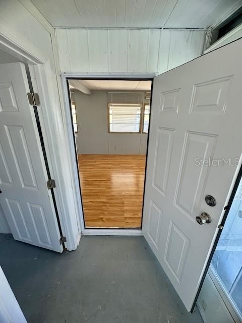 Access to 2nd bedroom