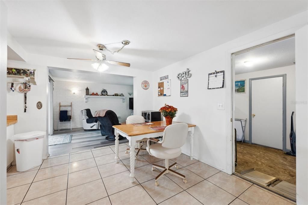 For Sale: $219,900 (3 beds, 2 baths, 1456 Square Feet)