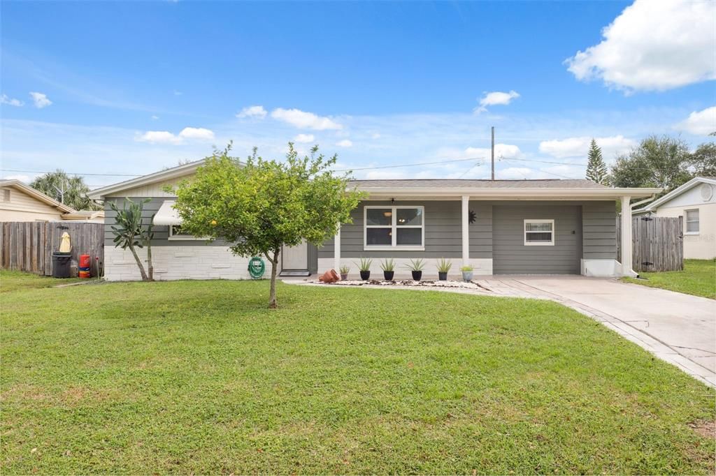 For Sale: $219,900 (3 beds, 2 baths, 1456 Square Feet)