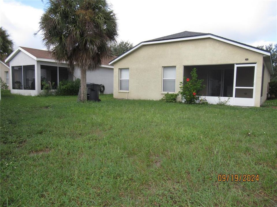 For Rent: $2,000 (3 beds, 2 baths, 1284 Square Feet)