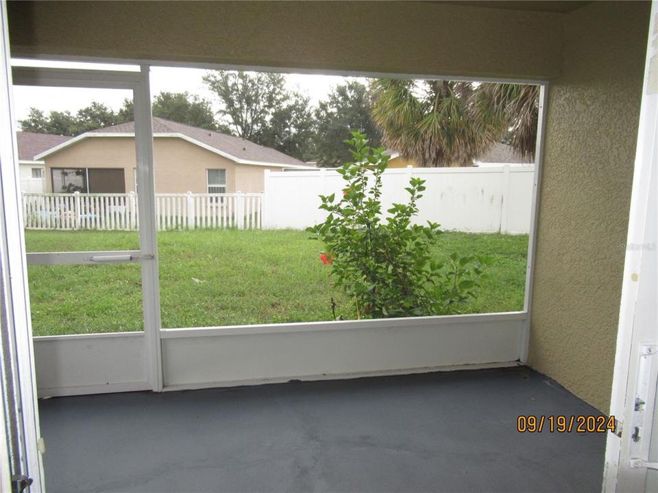 For Rent: $2,000 (3 beds, 2 baths, 1284 Square Feet)